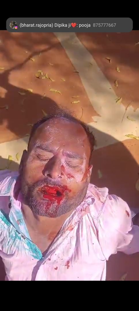 राजनैतिक दलों ने आपसी प्रेम और भाईचारे में भी जहर घोल दिया है।